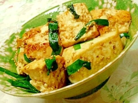 香りよい❤くずし豆腐とニラのピリ辛味噌炒め❤